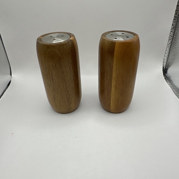 Vintage Wood Salt & Pepper Shaker Set 3" Tall - Picture 1 of 5